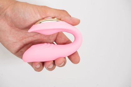 Harmonie Rechargeable Remote Silicone Bendable  Vibrator (Color: Pink)